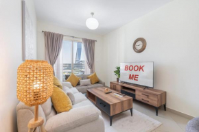 1 Bedroom Apartment with a City View and Sleeps 4